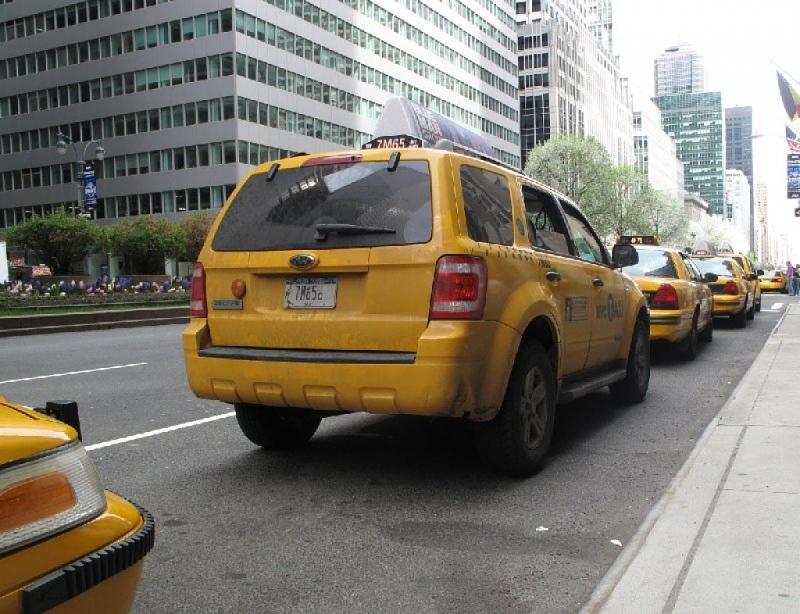 New York Taxi: Ford Escape