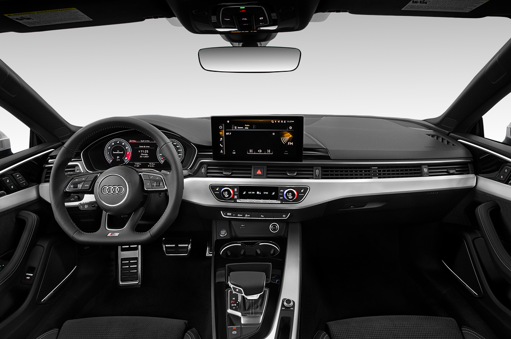 Audi S5 Coupe (Baujahr 2022) Base 2 Türen Cockpit und Innenraum