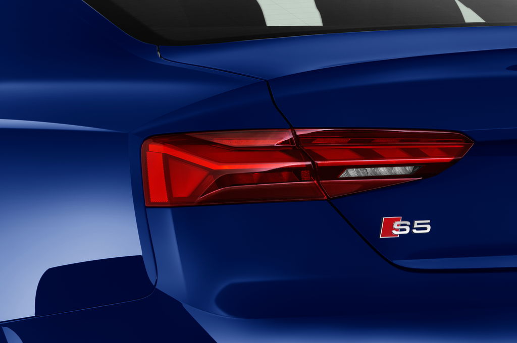 Audi S5 Coupe (Baujahr 2022) Base 2 Türen Rücklicht