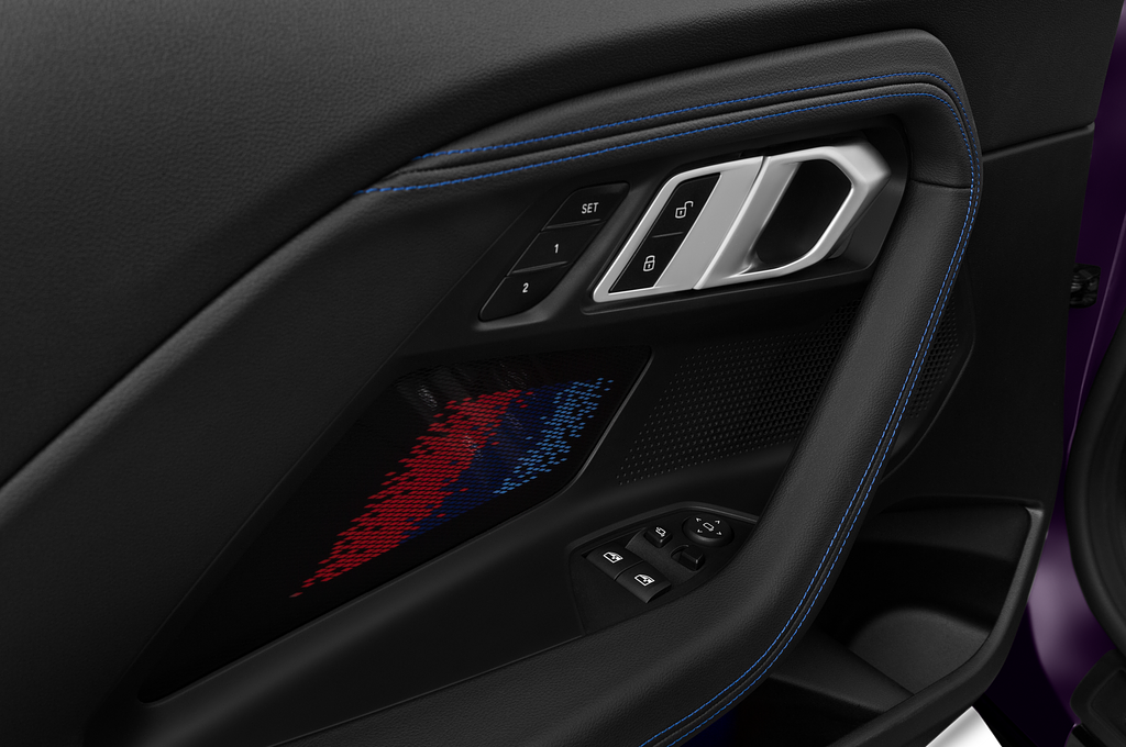 BMW 2 Series (Baujahr 2022) M240i 2 Türen Bedienungselemente Tür