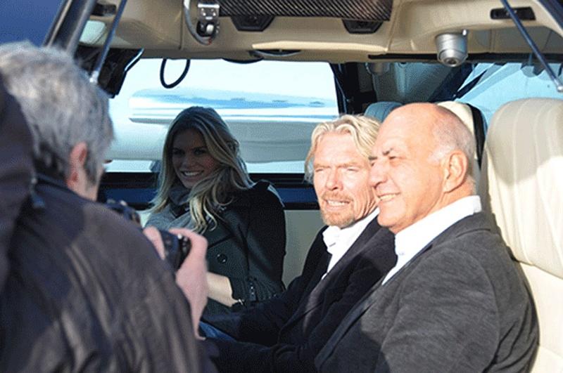 Richard Branson und Superbus-Vater Wubbo Johannes Ockels (rechts).