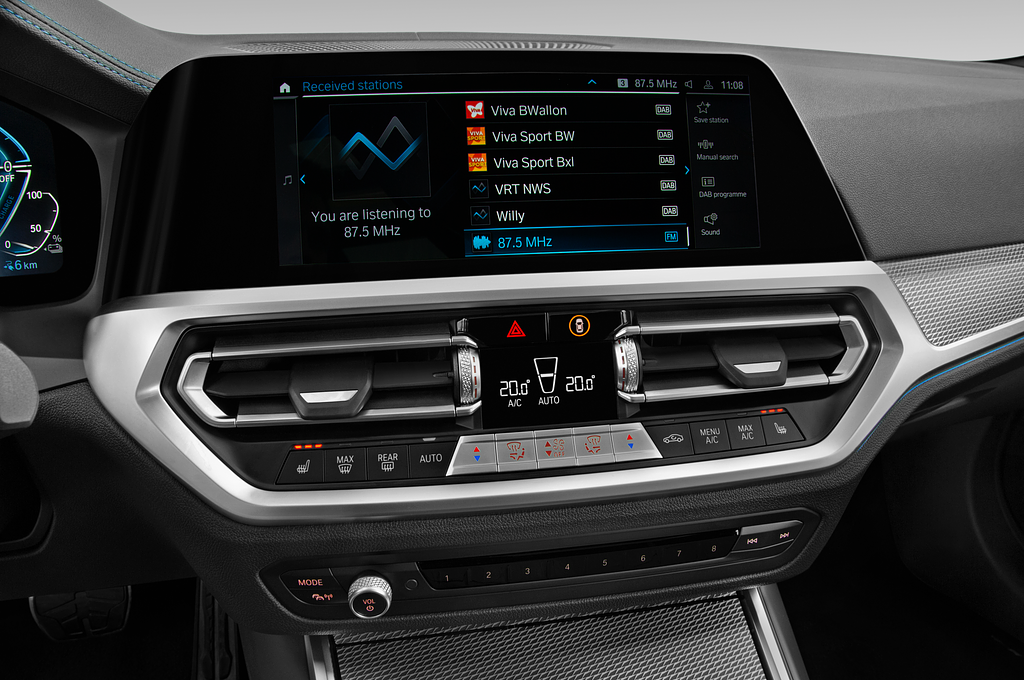 BMW 3 Series Touring PHEV (Baujahr 2021) M Sport 5 Türen Radio und Infotainmentsystem