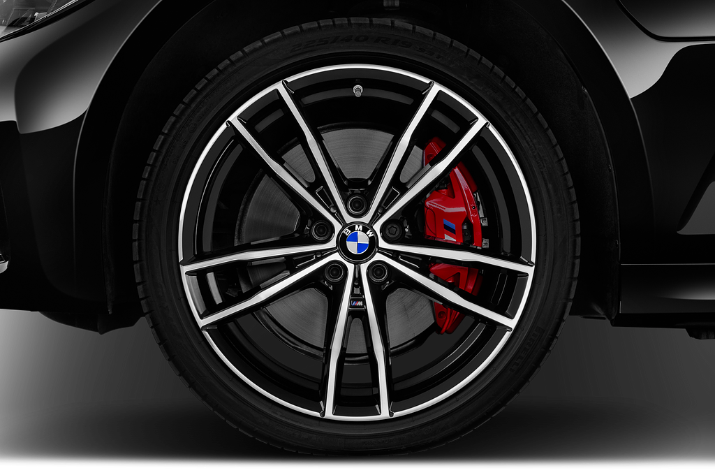 BMW 3 Series Touring PHEV (Baujahr 2021) M Sport 5 Türen Reifen und Felge