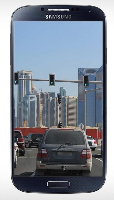 Auch Smartphones können als Dashcam dienen. Hier: Samsung Galaxy S4.