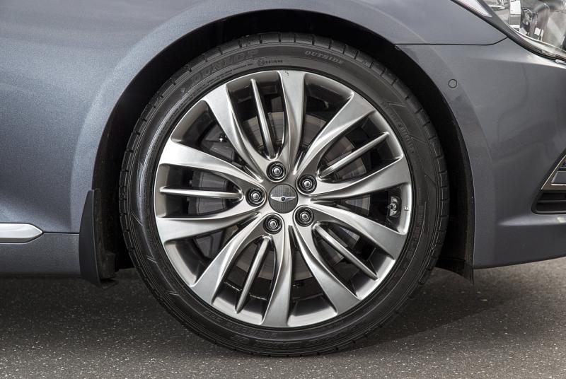 Hyundai Genesis 3.8 GDI V6