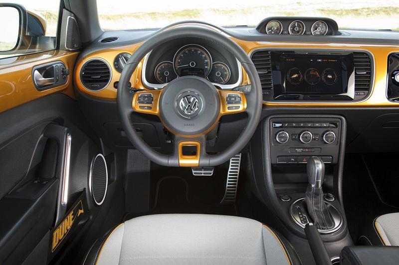 Das Cockpit wird fast unverändert vom \"normalen\" Beetle übernommen