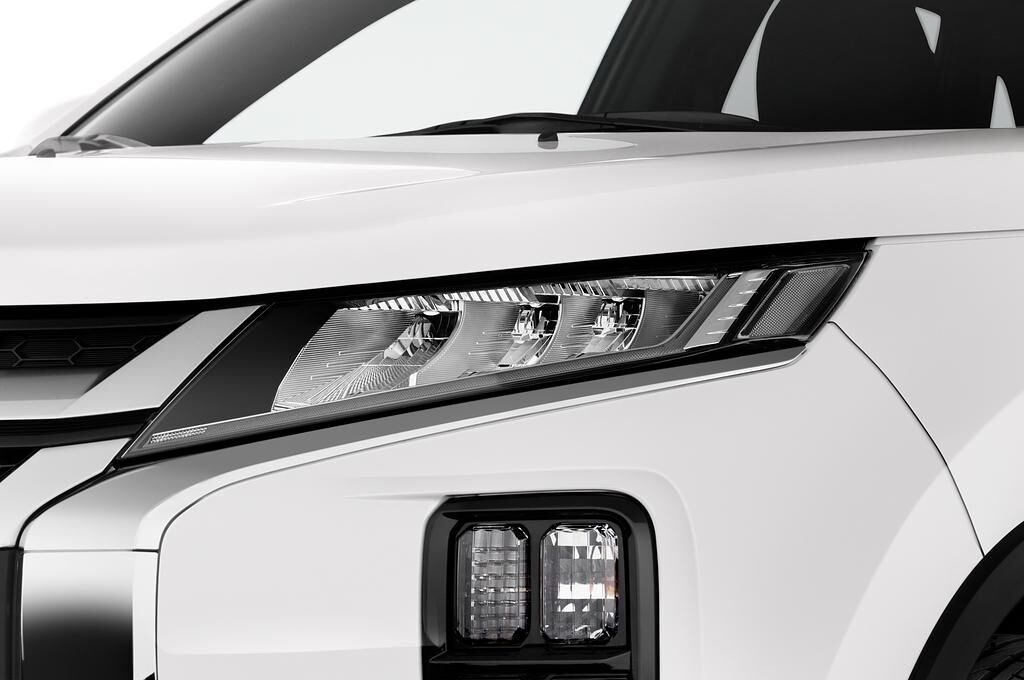 Mitsubishi ASX (Baujahr 2020) Intro Edition 5 Türen Scheinwerfer