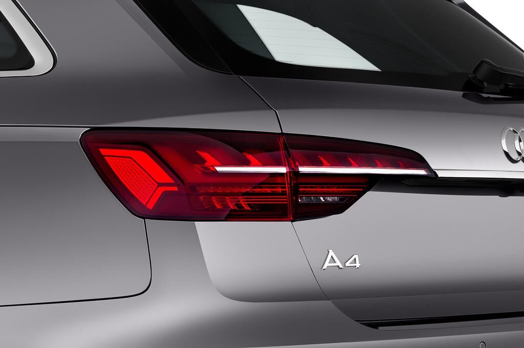 Audi A4 allroad quattro (Baujahr 2020) - 5 Türen Rücklicht