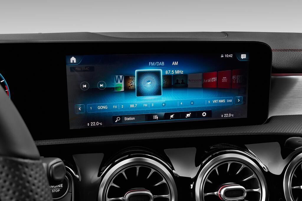 Mercedes CLA Shooting Brake (Baujahr 2020) - 5 Türen Radio und Infotainmentsystem