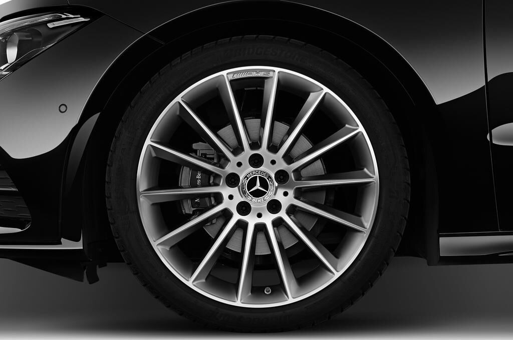 Mercedes CLA Shooting Brake (Baujahr 2020) - 5 Türen Reifen und Felge
