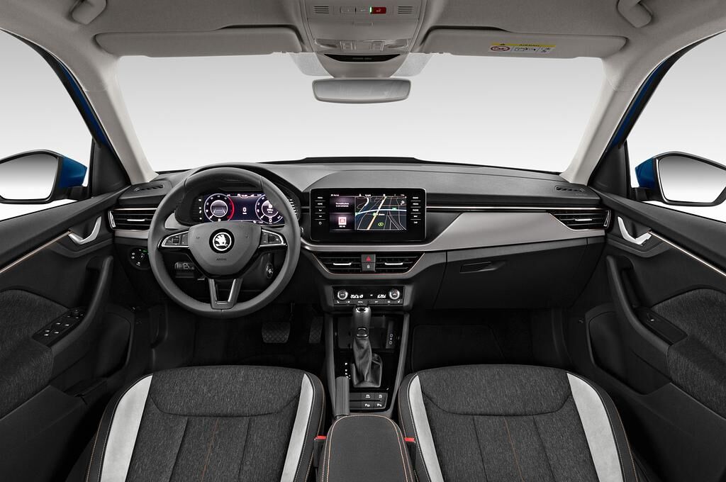 Skoda Kamiq (Baujahr 2020) Style 5 Türen Cockpit und Innenraum