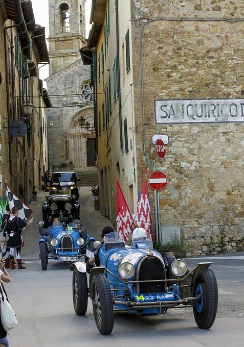 Bugatti Type 35 auf der Mille Miglia 2014