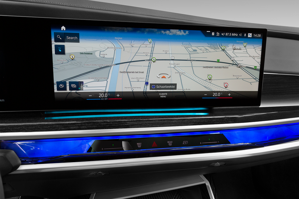BMW i7 (Baujahr 2023) M Sportpaket 4 Türen Mittelkonsole