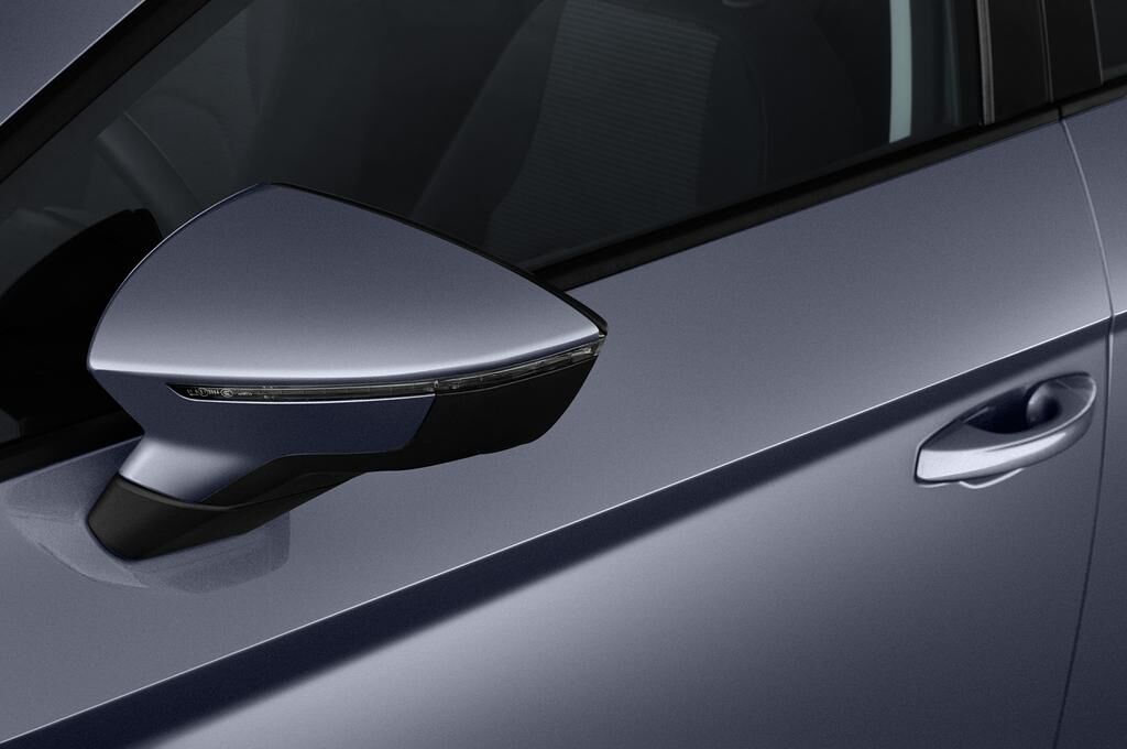 SEAT Leon ST (Baujahr 2018) Style 5 Türen Außenspiegel