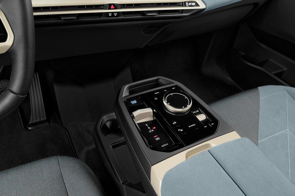 BMW iX (Baujahr 2022) Base 5 Türen Schalthebel