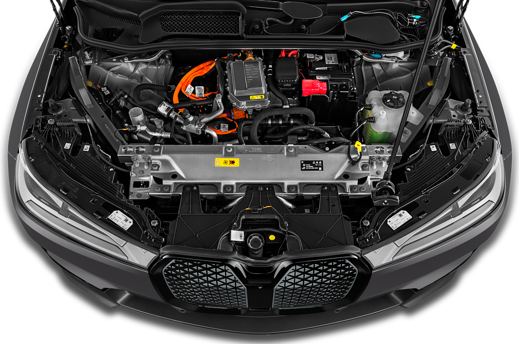BMW iX (Baujahr 2022) Base 5 Türen Motor