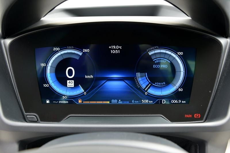 Das futuristische Cockpit des BMW i8