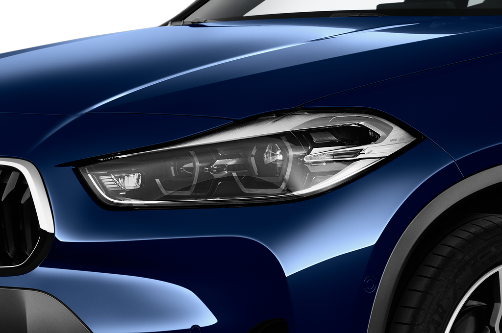 BMW X2 Plug-in-Hybrid (Baujahr 2020) M Sport X 5 Türen Scheinwerfer