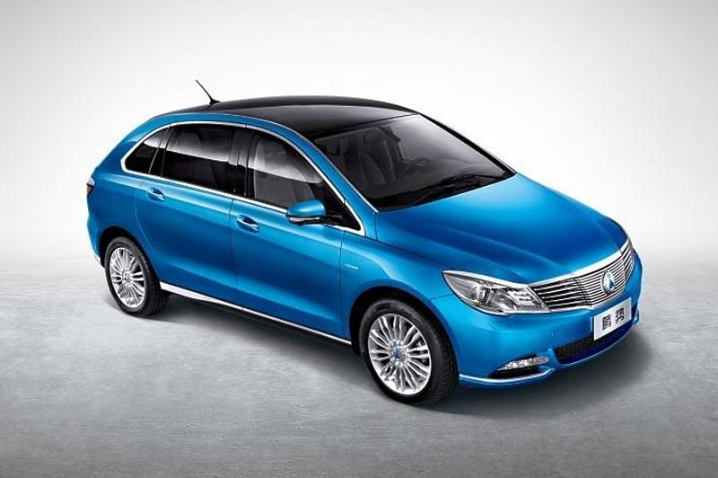 Denza Elektroauto von Daimler und BYD