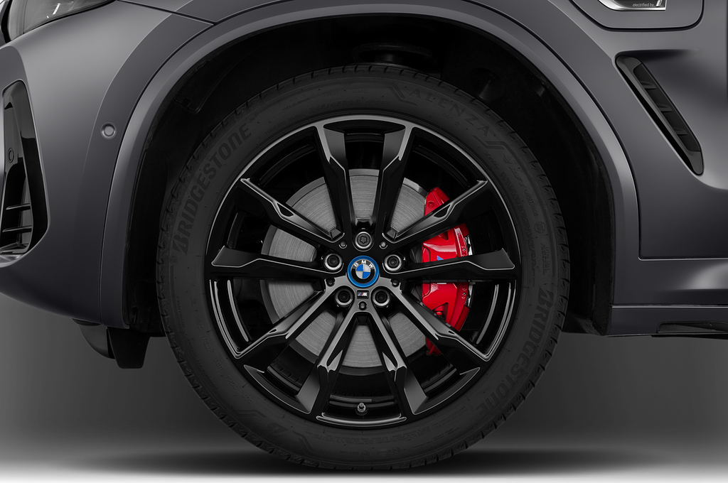 BMW X3 PHEV (Baujahr 2022) M Sportpaket 5 Türen Reifen und Felge