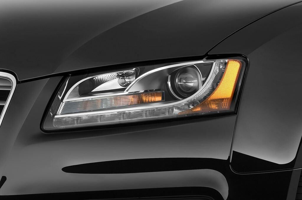 Audi S5 (Baujahr 2010) - 2 Türen Scheinwerfer