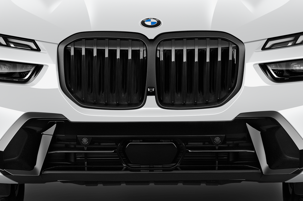 BMW X7 (Baujahr 2023) M Sportpaket 5 Türen Kühlergrill und Scheinwerfer