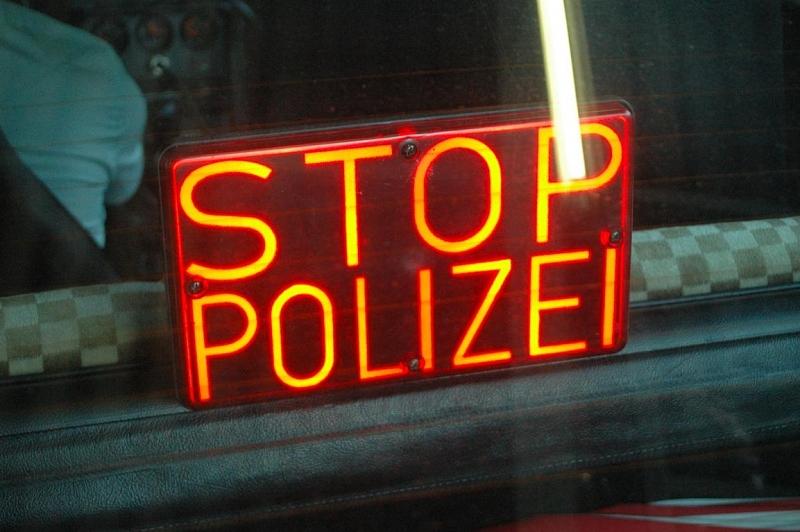 Polizei Lichtzeichen