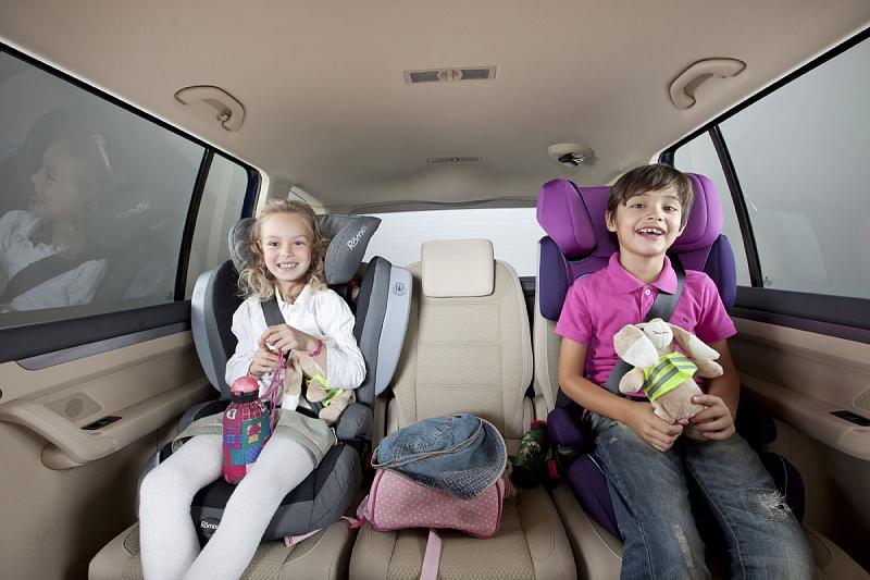 Wer mit Kindern reist, sollte eine entsprechende Reiseapotheke dabei haben