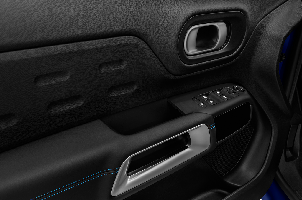 Citroen C5 Aircross Plug-in Hybrid (Baujahr 2022) Shine 5 Türen Bedienungselemente Tür