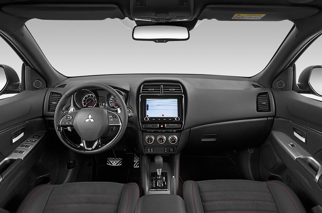 Mitsubishi ASX (Baujahr 2020) Intro Edition + 5 Türen Cockpit und Innenraum