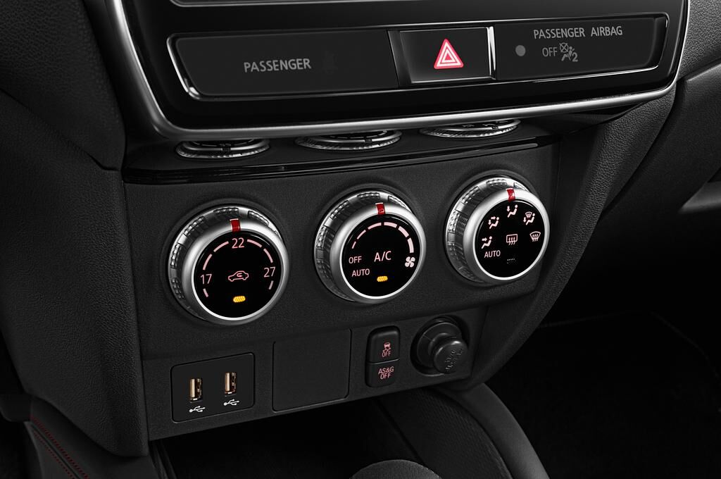 Mitsubishi ASX (Baujahr 2020) Intro Edition + 5 Türen Temperatur und Klimaanlage