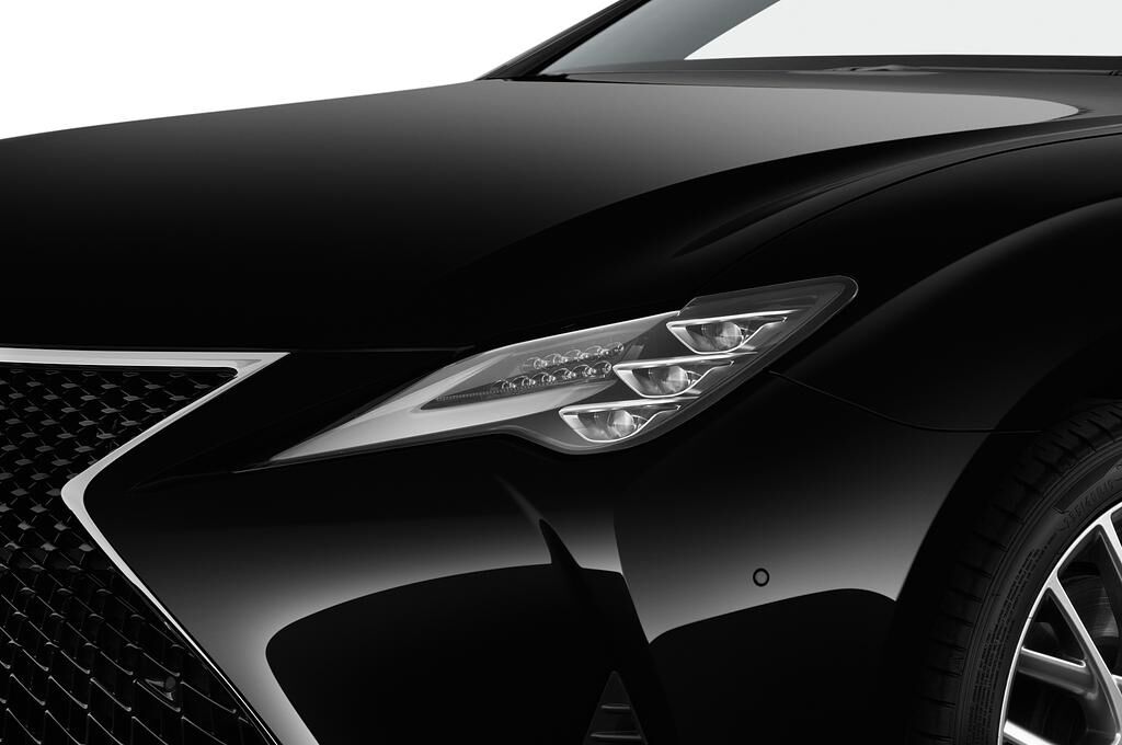 Lexus RC (Baujahr 2019) 300h Luxury Line 2 Türen Scheinwerfer