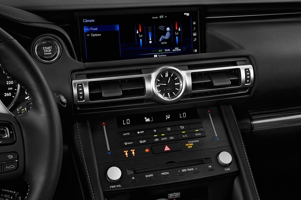 Lexus RC (Baujahr 2019) 300h Luxury Line 2 Türen Temperatur und Klimaanlage