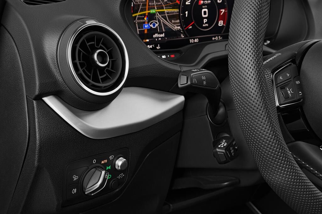 Audi SQ2 (Baujahr 2019) - 5 Türen Lüftung