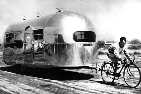 American Way Of Drive: Die Geschichte der Kult-Caravans von Airstream American Way Of Drive: Die Geschichte der Kult-Caravans von Airstream