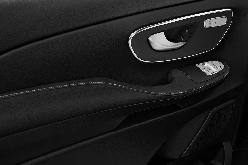 Mercedes V Class (Baujahr 2020) Edition 5 Türen Bedienungselemente Tür