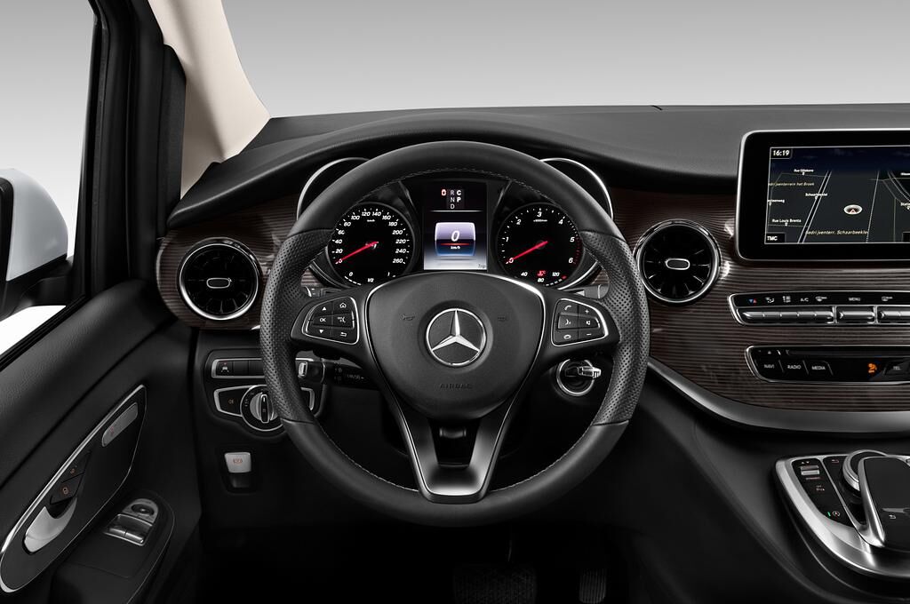 Mercedes V Class (Baujahr 2020) Edition 5 Türen Lenkrad