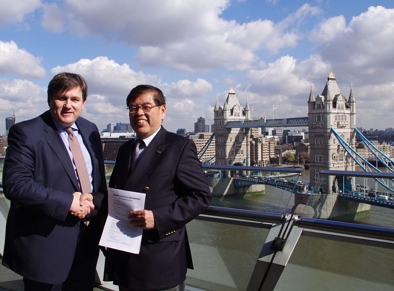 Katsuhiko Hirose wirbt auch in London für die Brennstoffzelle