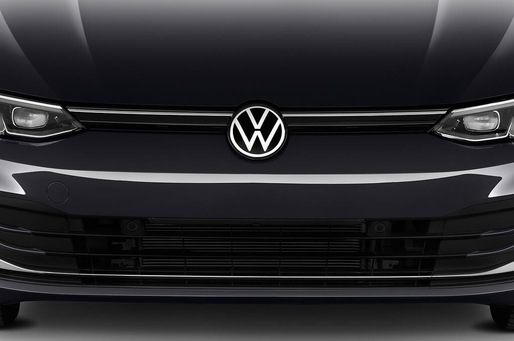 Volkswagen Golf (Baujahr 2020) Style 5 Türen Kühlergrill und Scheinwerfer