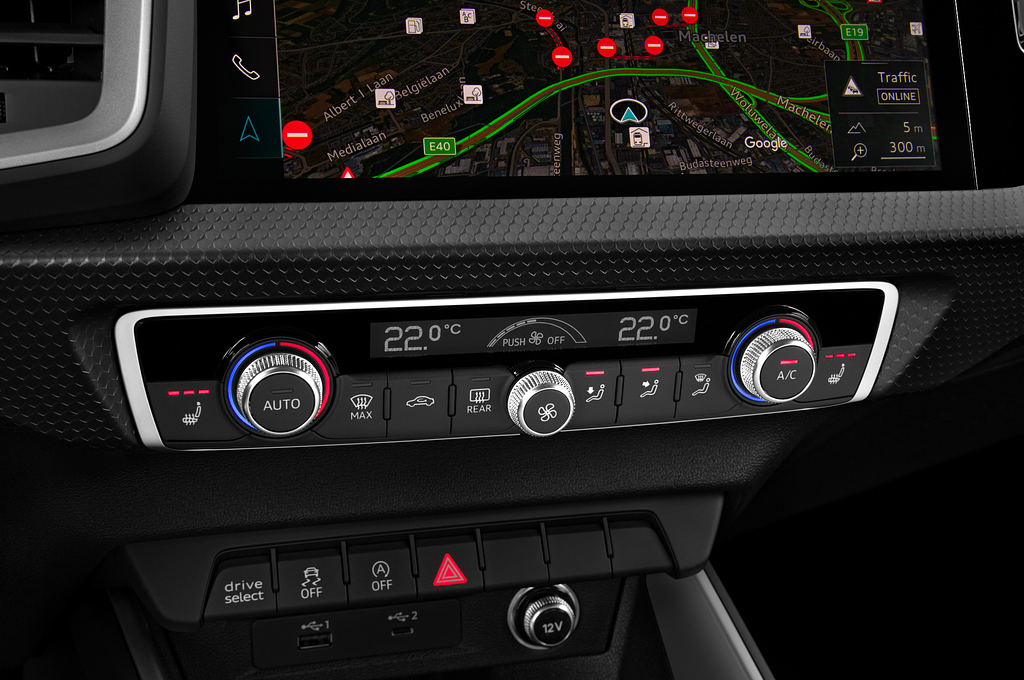 Audi A1 Allstreet (Baujahr 2022) Base 5 Türen Temperatur und Klimaanlage
