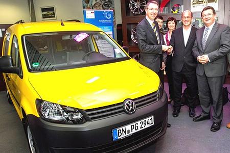 Deutsche Post mit erstem VW-eCaddy Deutsche Post mit erstem VW-eCaddy