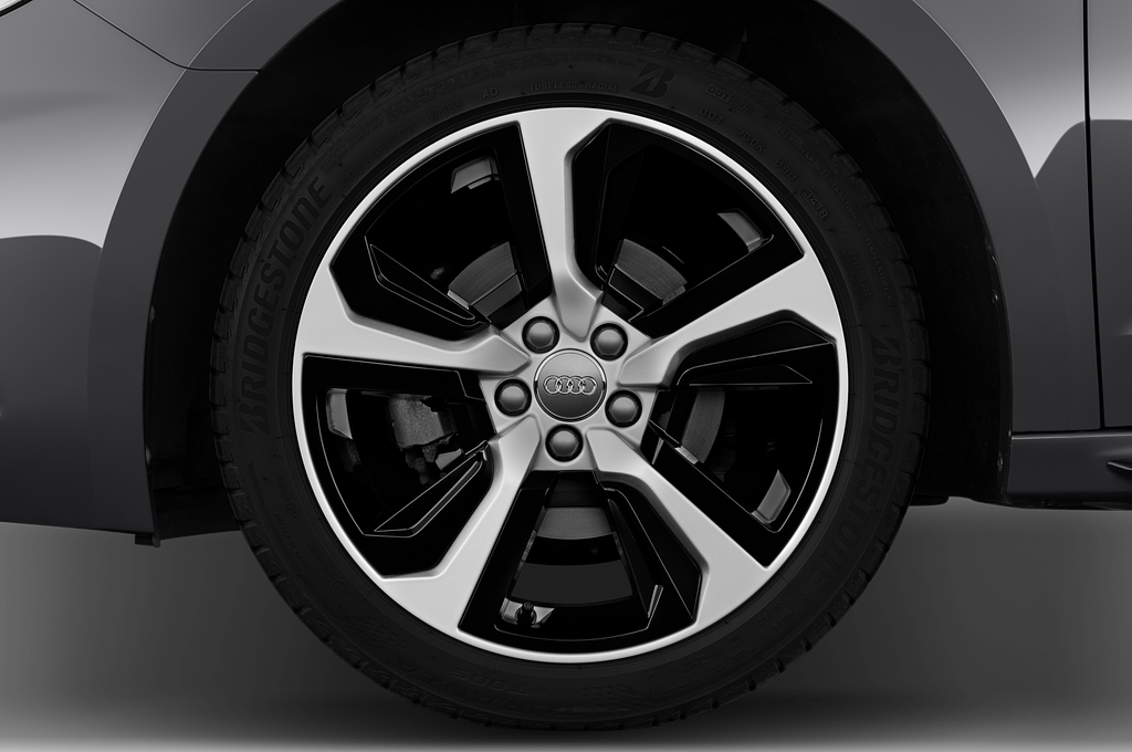 Audi A1 Sportback (Baujahr 2023) S Line 5 Türen Reifen und Felge