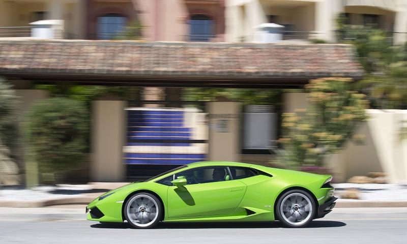 Der Lamborghini Huracan LP 610-4 ist 4,46 Meter lang
