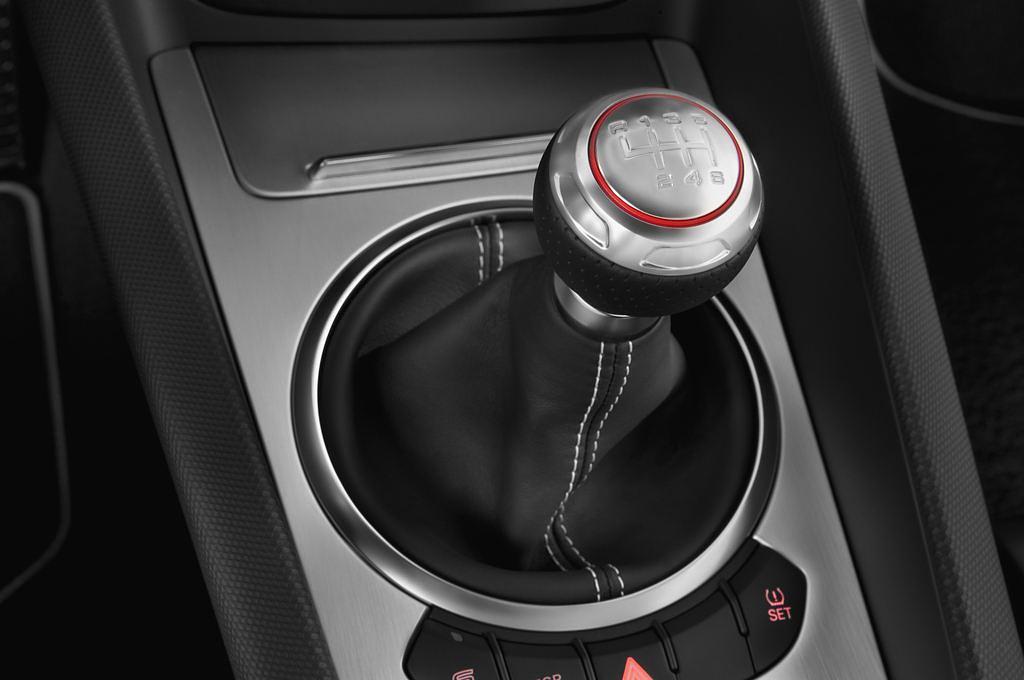 Audi TT RS (Baujahr 2012) - 3 Türen Schalthebel