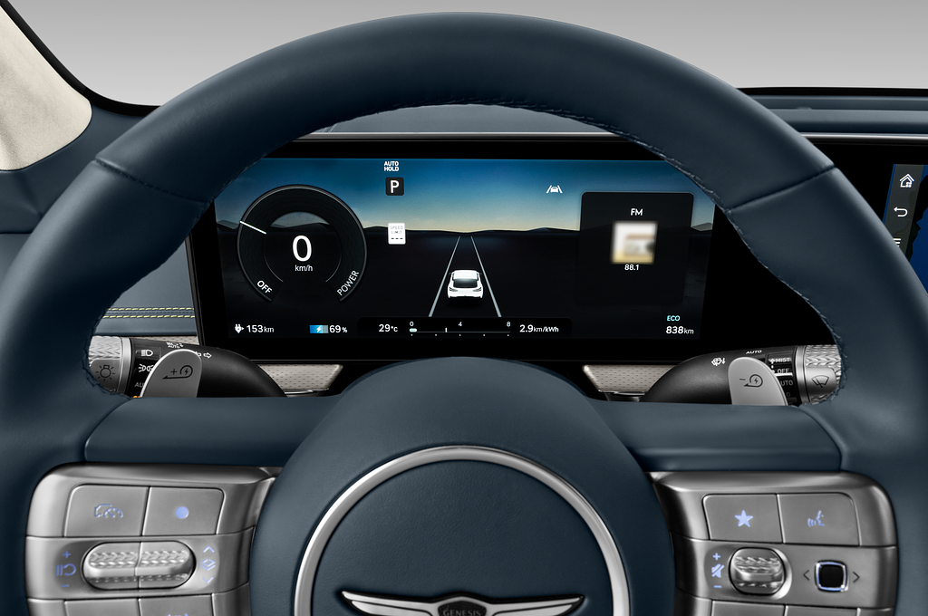 Genesis GV60 (Baujahr 2023) Sport 5 Türen Tacho und Fahrerinstrumente