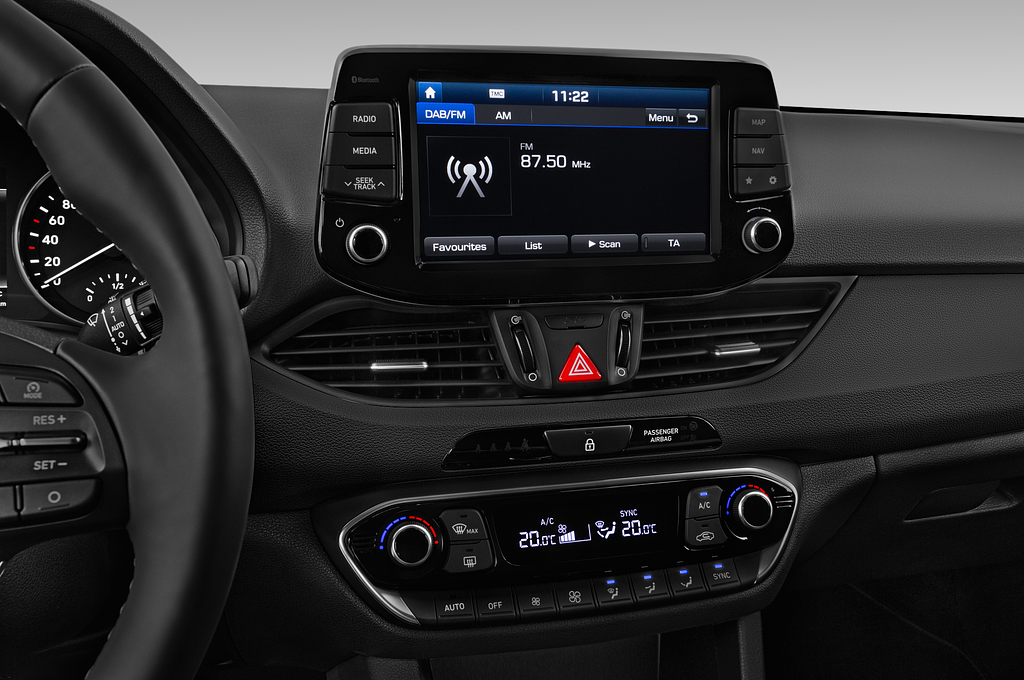 Hyundai i30 (Baujahr 2020) Trend 5 Türen Radio und Infotainmentsystem