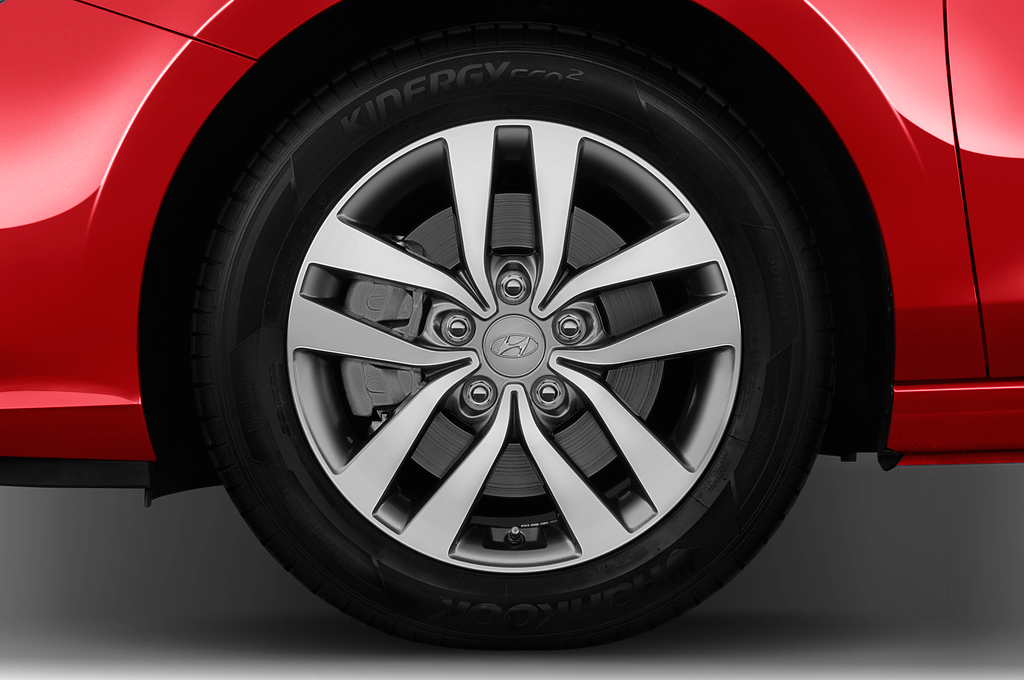 Hyundai i30 (Baujahr 2020) Trend 5 Türen Reifen und Felge
