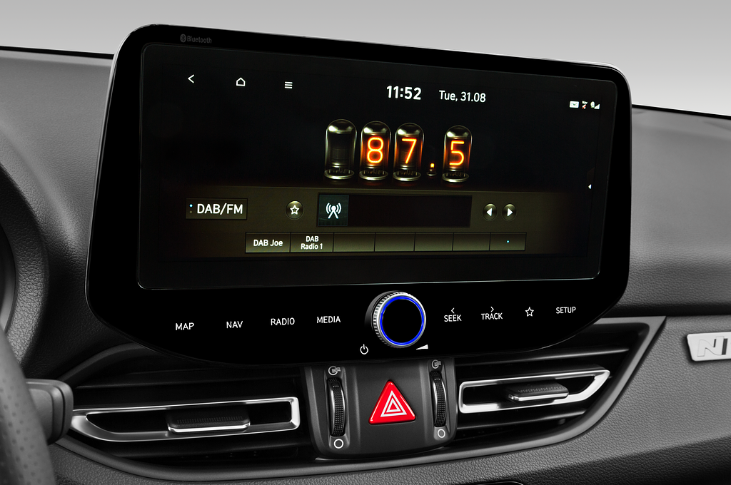 Hyundai i30 Fastback N (Baujahr 2021) N Line 5 Türen Radio und Infotainmentsystem