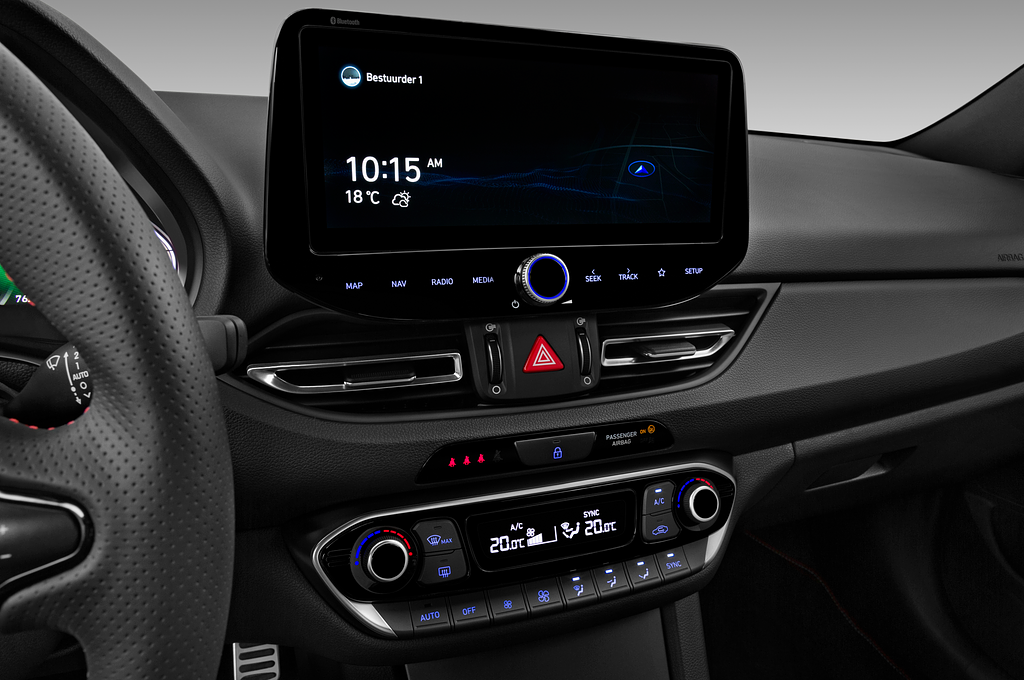Hyundai i30 Kombi (Baujahr 2020) N-Line 5 Türen Mittelkonsole
