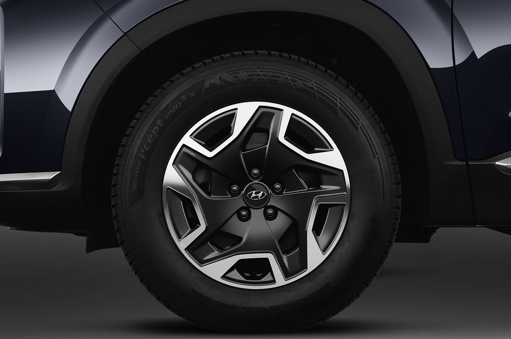 Hyundai Santa FE (Baujahr 2021) Prime 5 Türen Reifen und Felge